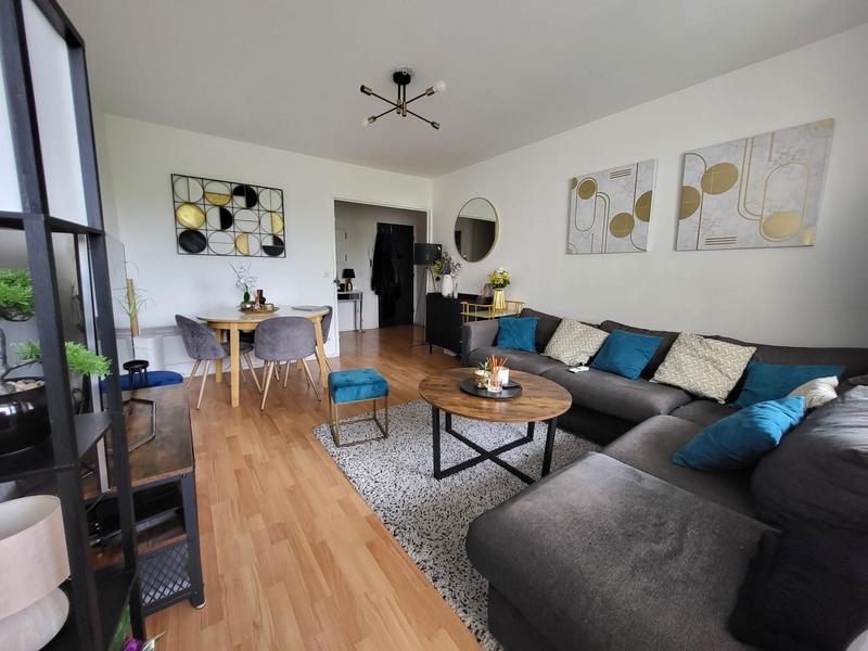 Appartement - 80 m² - 4 pièces