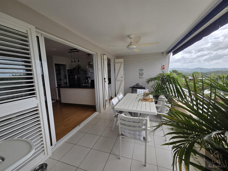 Appartement - 86 m² - 4 pièces