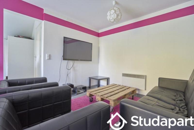 Chambre - 15 m² - 1 pièce