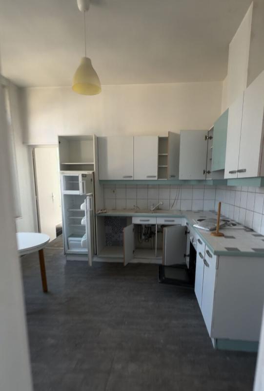 Immeuble - 1 200 m² - 22 pièces