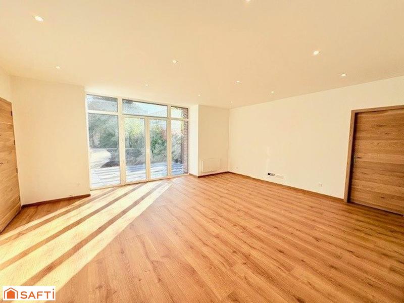 Maison - 102 m² - 5 pièces