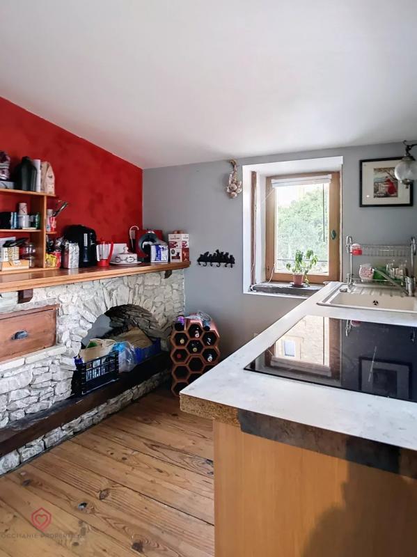 Maison de village - 238 m² - 9 pièces