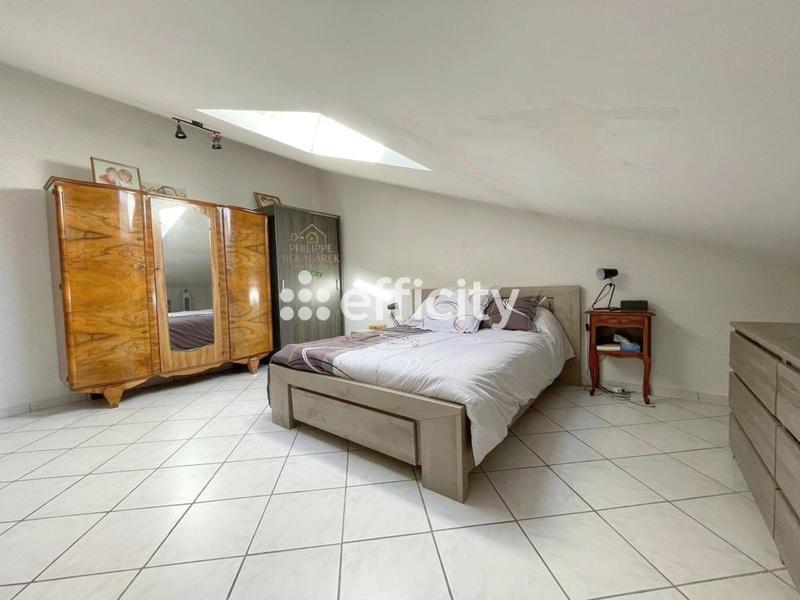 Appartement - 100 m² - 4 pièces