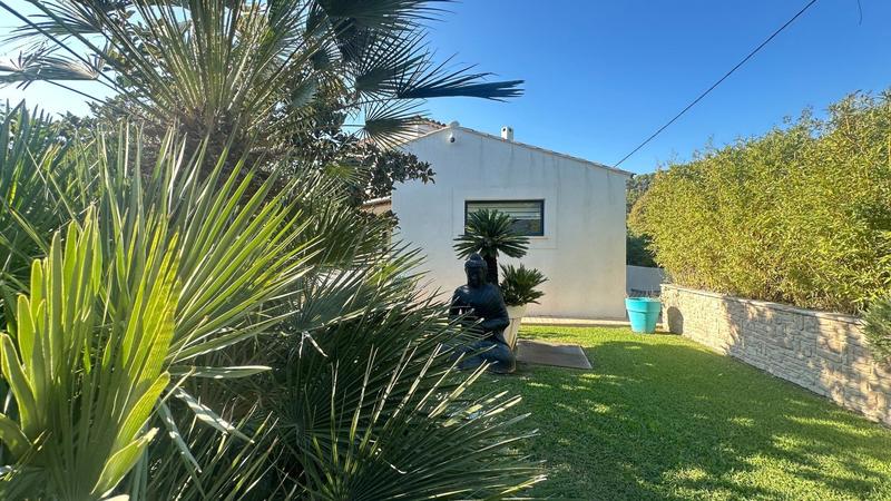 Maison - 200 m² - 6 pièces