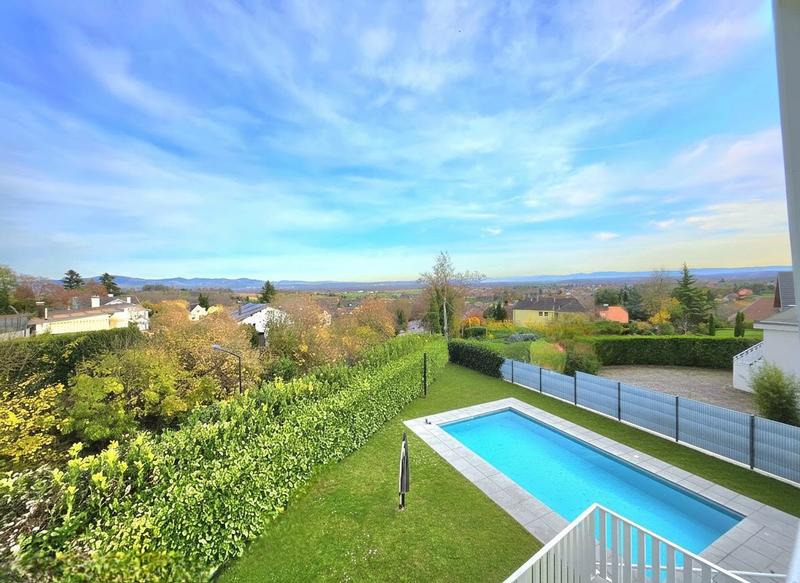 Maison contemporaine - 127 m² - 6 pièces