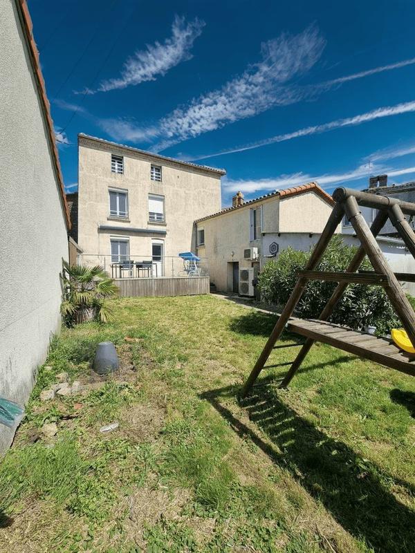 Maison ancienne - 162 m² - 7 pièces