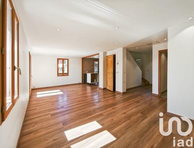 Maison - 137 m² - 6 pièces