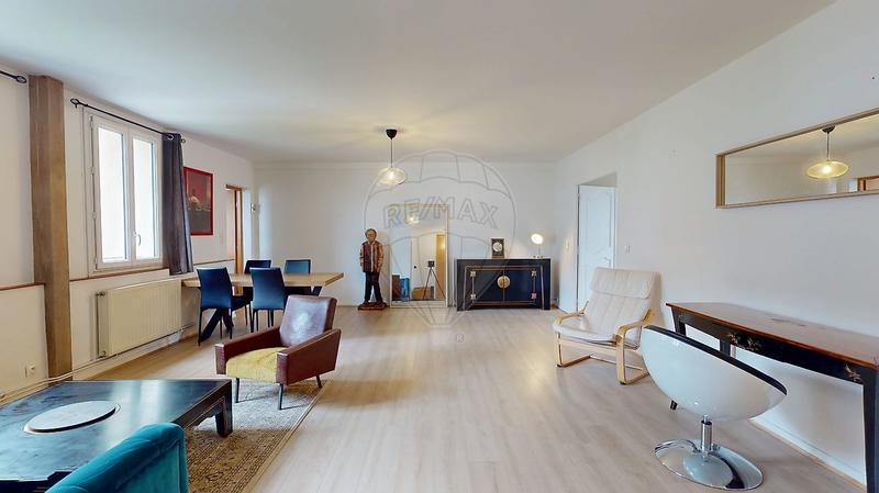 Appartement - 100 m² - 3 pièces