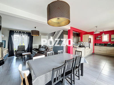 Maison - 102 m² - 6 pièces
