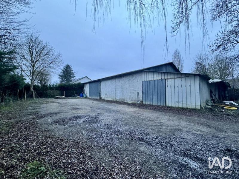 Local commercial - 1 200 m²