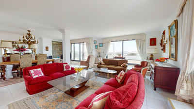 Appartement - 135 m² - 3 pièces