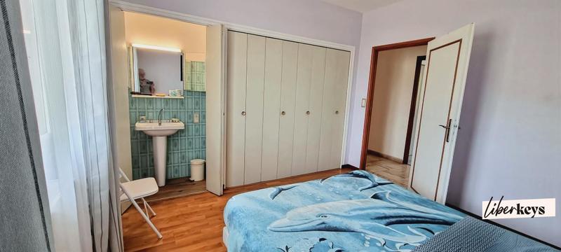 Propriété - 230 m² - 10 pièces