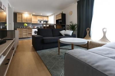 Appartement - 80 m² - 6 pièces