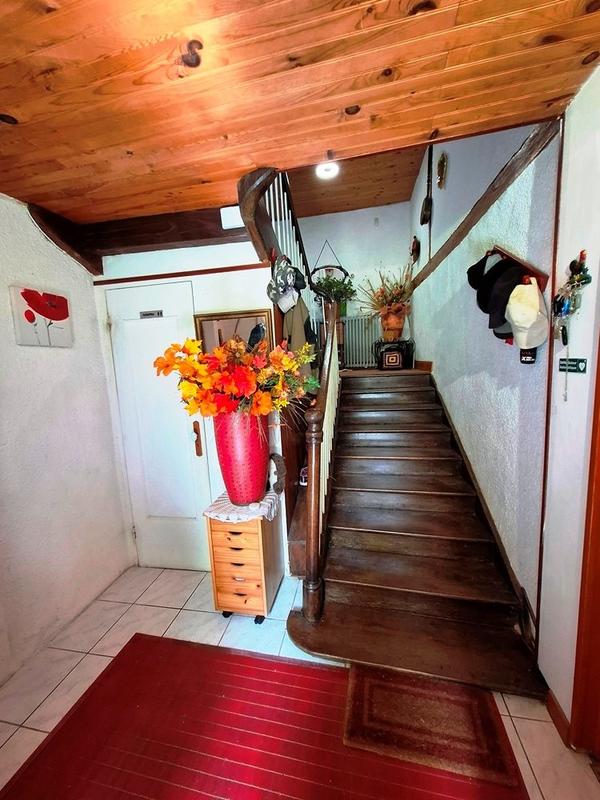 Maison - 204 m² - 7 pièces