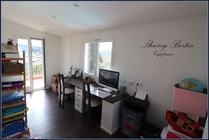 Maison - 171 m² - 6 pièces