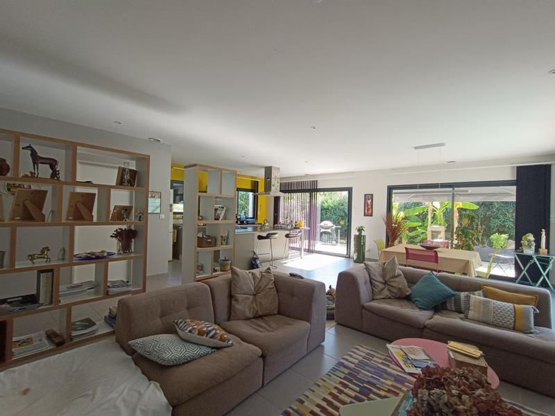 Maison - 160 m² - 5 pièces