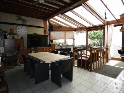 Maison - 273 m² - 9 pièces