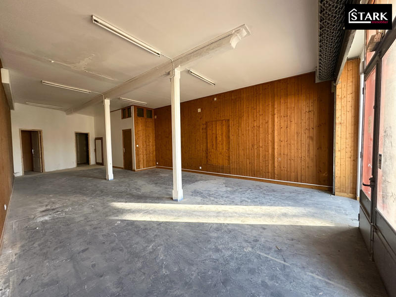 Local commercial - 76 m² - 3 pièces