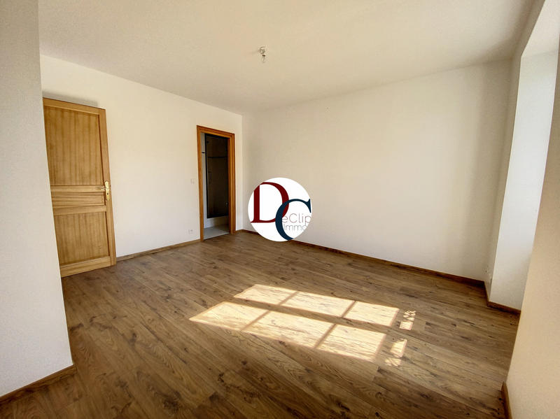 Maison - 316 m² - 11 pièces