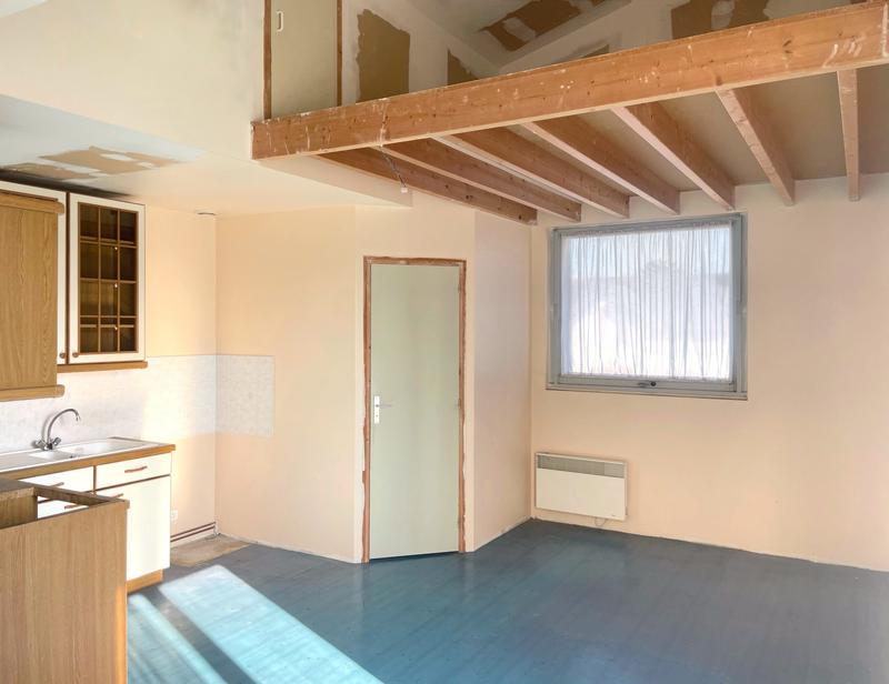 Maison - 303 m² - 12 pièces