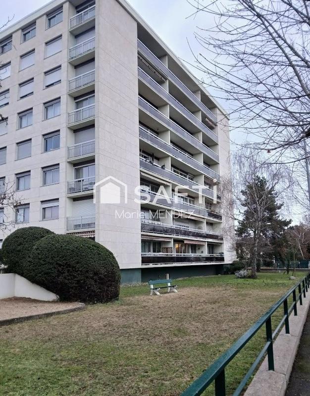 Appartement - 111 m² - 5 pièces