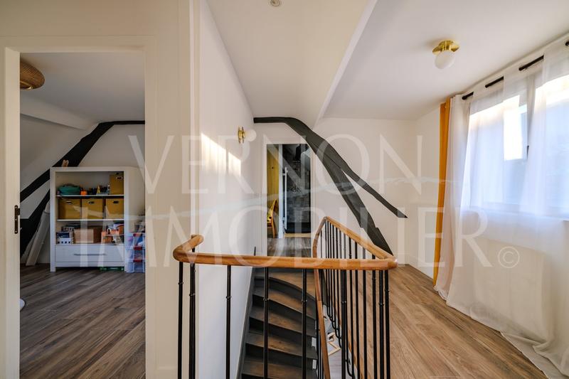 Maison - 143 m² - 7 pièces