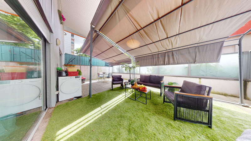 Appartement - 92 m² - 5 pièces