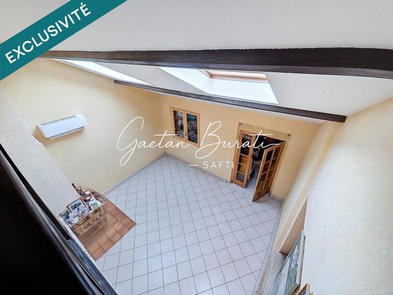 Maison - 106 m² - 5 pièces