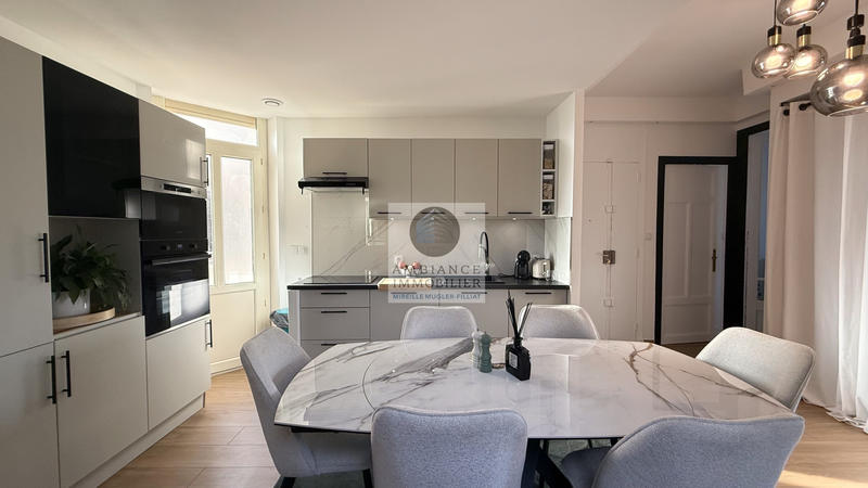 Appartement - 79 m² - 4 pièces