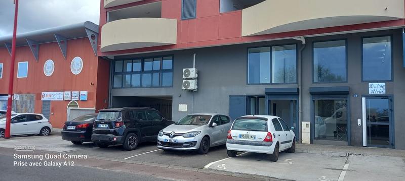 Bureau - 350 m² - 10 pièces