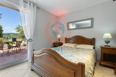 Maison - 165 m² - 6 pièces