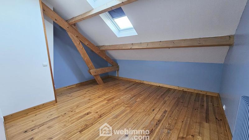 Maison - 165 m² - 8 pièces