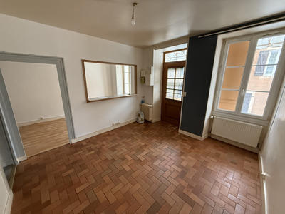 Appartement - 54 m² - 4 pièces
