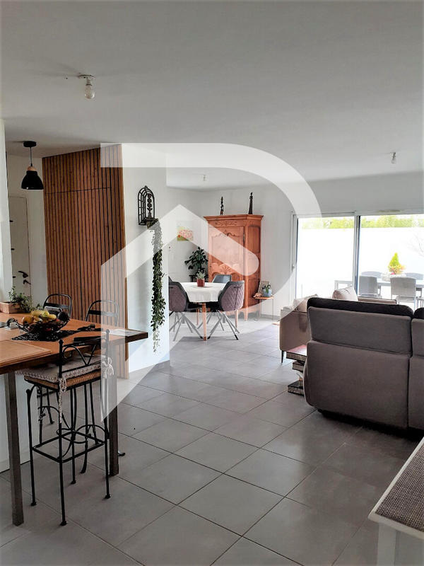 Maison - 103 m² - 5 pièces