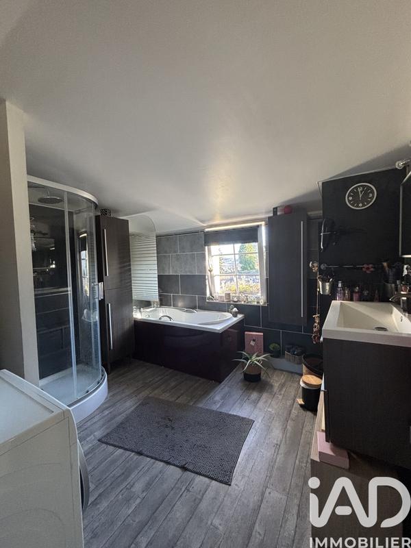 Duplex - 139 m² - 5 pièces