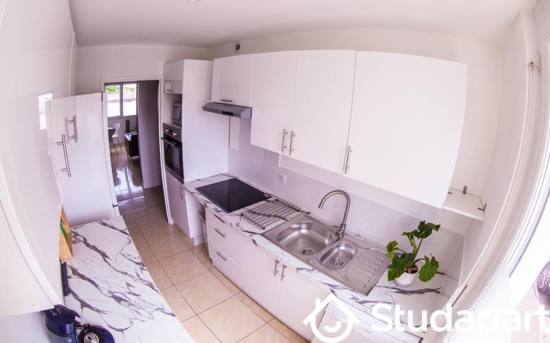 Chambre - 9 m² - 1 pièce