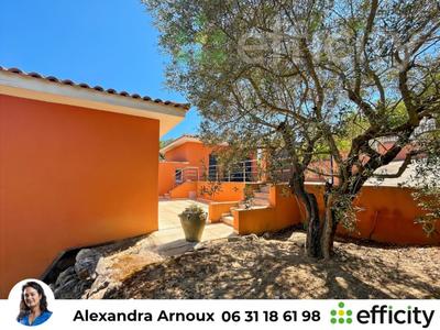 Villa - 175 m² - 6 pièces