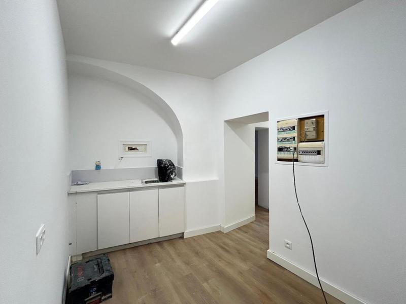 Local commercial - 108 m² - 3 pièces
