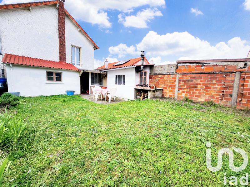 Maison - 94 m² - 5 pièces