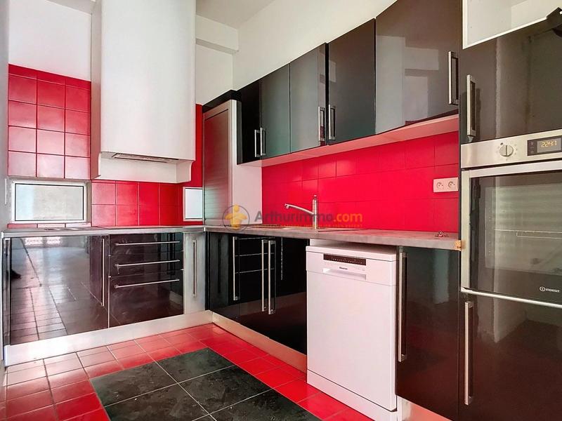 Appartement - 175 m² - 7 pièces