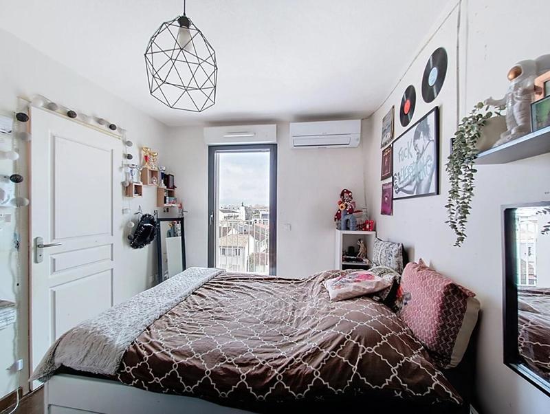 Appartement - 93 m² - 4 pièces