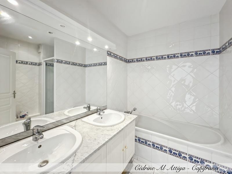 Appartement - 143 m² - 4 pièces