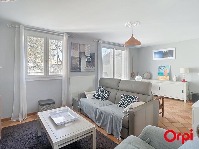 Maison - 96 m² - 4 pièces