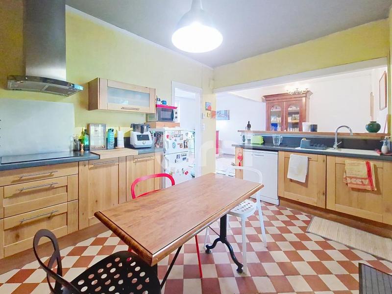 Maison - 137 m² - 5 pièces