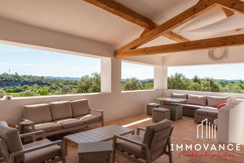 Mas - 385 m² - 10 pièces