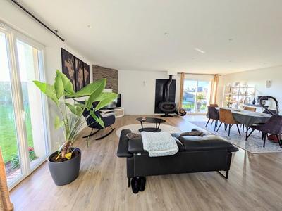 Maison - 111 m² - 5 pièces