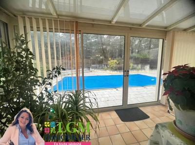 Maison - 103 m² - 4 pièces