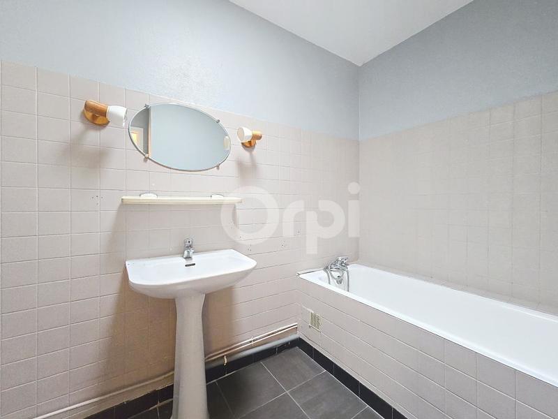 Appartement - 98 m² - 4 pièces