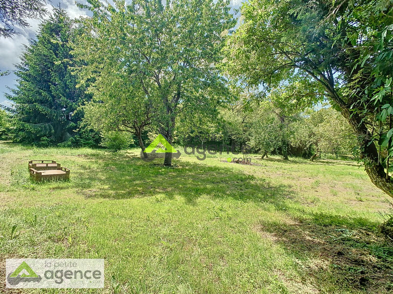 Maison - 185 m² - 8 pièces