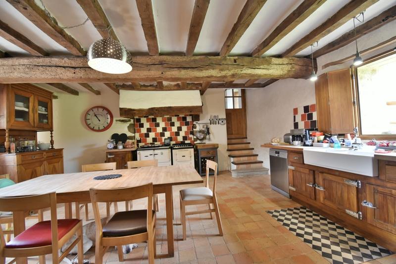 Maison ancienne - 410 m² - 15 pièces
